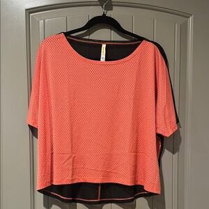 LUCY Athletic Mesh Top L